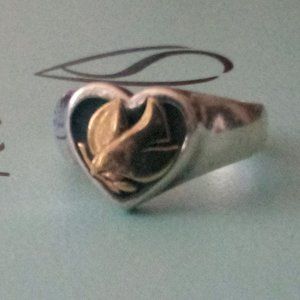 James Avery Retired Descending Dove Ring 5.75